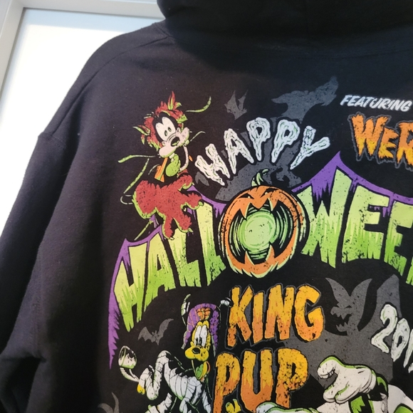 DISNEY Halloween 2019 Black Hooded Zip Up Size M - Picture 7 of 11